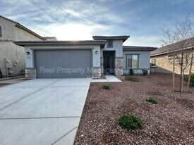 17655 W Pueblo Ave in Goodyear, AZ - Building Photo