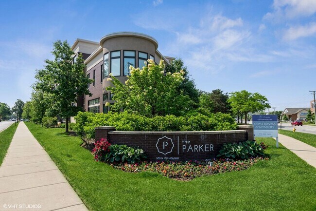 500 N Northwest Hwy in Park Ridge, IL - Foto de edificio - Building Photo