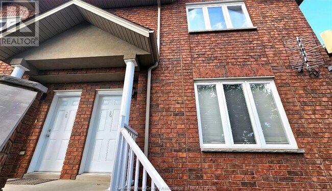 1805 Northway Ave in Windsor, ON - Building Photo - Building Photo