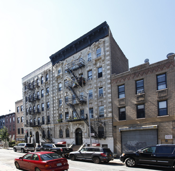 116 South 1st Street in Brooklyn, NY - Building Photo