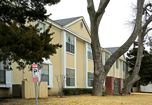 Brookside Gardens Apartments