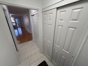 91 Strawberry Hill Ave, Unit Strawberry Hill Unit 638 in Stamford, CT - Foto de edificio - Building Photo
