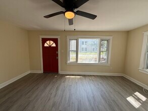 428 3rd Ave in Cherry Hill Township, NJ - Building Photo - Building Photo