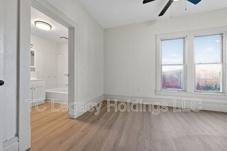 1627 W Pike St in Clarksburg, WV - Building Photo - Building Photo