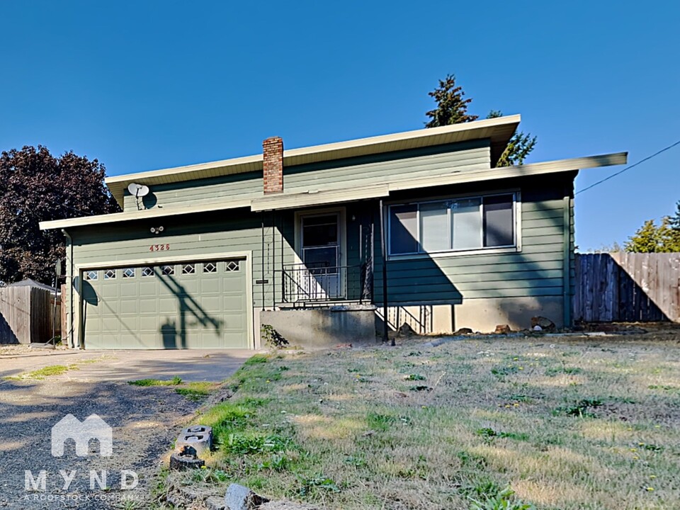 4326 NE 41st St in Vancouver, WA - Building Photo