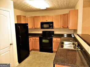 615 Magnolia Gardens Walk in Mcdonough, GA - Foto de edificio - Building Photo