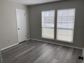 701 Morning Glory Ln in Bedford, TX - Building Photo - Building Photo