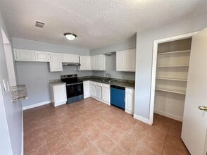 12969 Blackpool Ln in Houston, TX - Building Photo - Building Photo