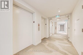 60 Colborne St in Toronto, ON - Building Photo - Building Photo