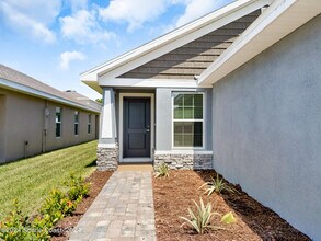 1063 Grantham Ln in Palm Bay, FL - Building Photo - Building Photo