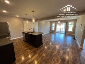 301 E St Eunice Rd in Fulton, MO - Building Photo - Building Photo