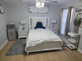 111 Fawn Hill Rd in Hanover, PA - Building Photo