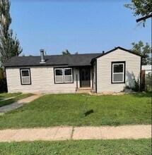 704 N Deane Dr in Pampa, TX - Building Photo - Building Photo