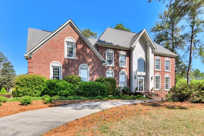 211 Kestwick Dr W in Martinez, GA - Foto de edificio - Building Photo