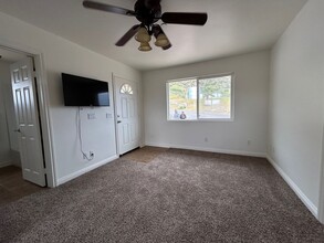 11179 Rocky Ln in Lakeside, CA - Building Photo - Building Photo