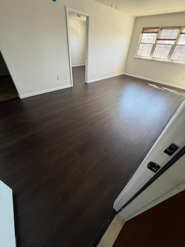 288 College Dr, Unit 288 in Edison, NJ - Building Photo - Building Photo