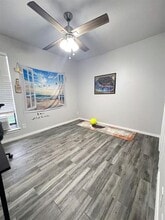 18240 Midway Rd in Dallas, TX - Building Photo - Building Photo