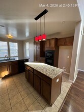 3237 Winslow St in Visalia, CA - Building Photo - Building Photo