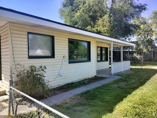 property at 475 N 15th E