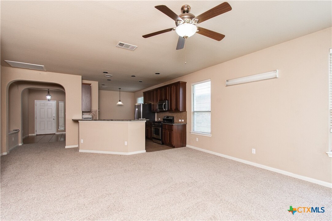 12612 Timber Heights Dr in Austin, TX - Building Photo