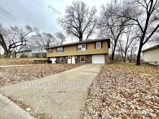 7211 Montana Ave in Kansas City, KS - Building Photo - Building Photo