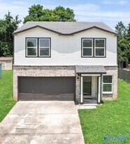 223 Dormont Dr NE in Huntsville, AL - Building Photo