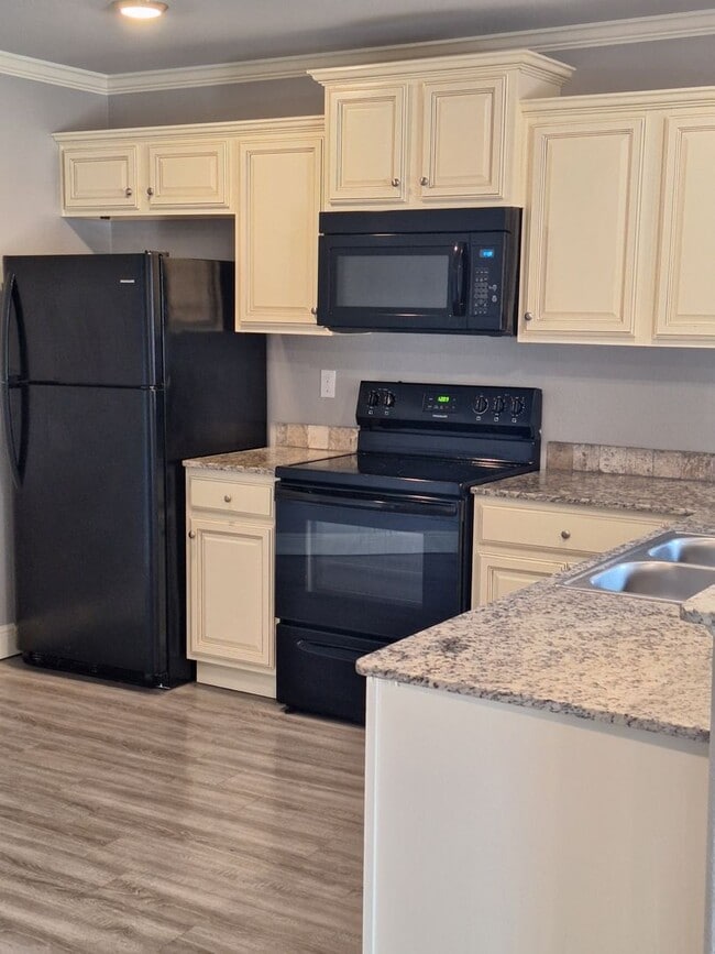 9115 Chanel Pl in Fort Smith, AR - Building Photo - Building Photo