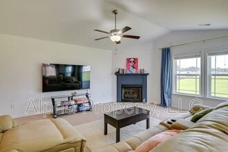 9 Peggy Ct in Greenville, SC - Building Photo - Building Photo