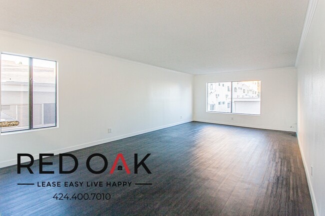 property at 1522 N Formosa Ave