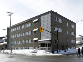 Bronson Terrace in Ottawa, ON - Building Photo - Primary Photo