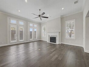 704 18th St in Plano, TX - Building Photo - Building Photo