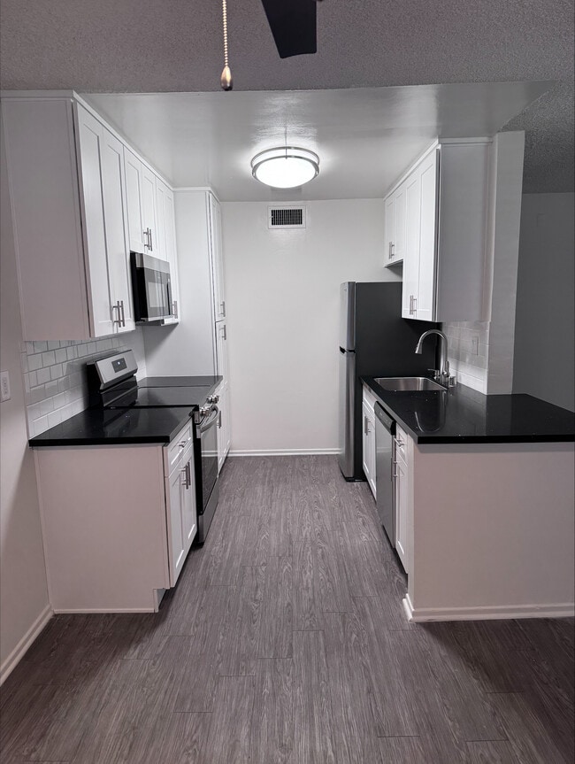 Vista Real Apartments