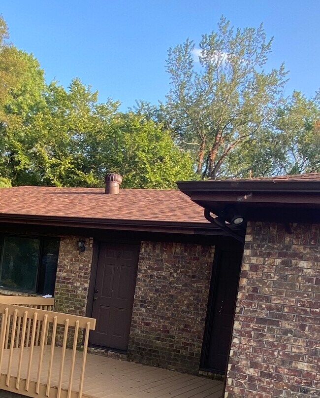 5052 S Patterson St Apartments and Nearby Hot Springs Apartments For