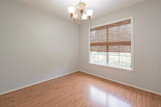 203 W Sundance Cir in Spring, TX - Building Photo - Building Photo