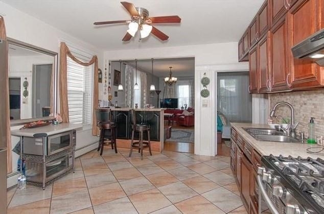 property at 13 W 17th St