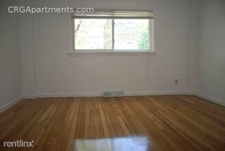 19 Hunting St-Unit -# 1 in Cambridge, MA - Building Photo - Building Photo