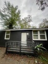 2205 Harper St in Columbia, SC - Building Photo