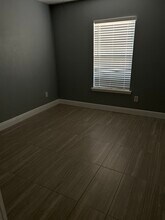 2154 W Firwood Dr in Deltona, FL - Foto de edificio - Building Photo