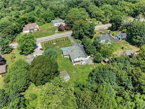 239 Bulgarmarsh Rd in Tiverton, RI - Building Photo - Building Photo