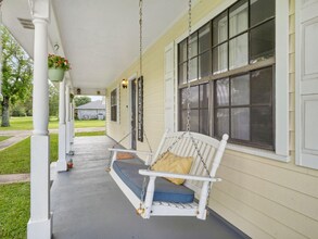 249 Calhoun Dairy Dr in Leesville, LA - Foto de edificio - Building Photo