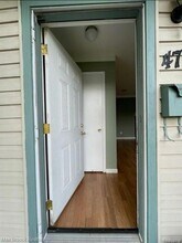 47 E Barrett Ave in Madison Heights, MI - Building Photo - Building Photo