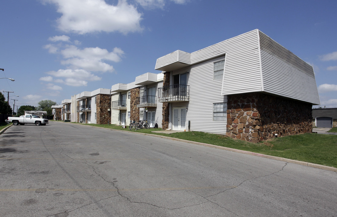 Peoria Gardens Apartments in Tulsa, OK - Foto de edificio