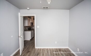 1306 N Colton Ave in Lubbock, TX - Building Photo - Building Photo