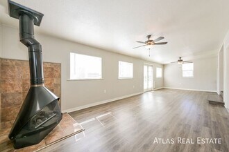 15876 E Cornell Pl in Aurora, CO - Foto de edificio - Building Photo