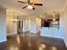 307 Seven Springs Way in Brentwood, TN - Building Photo