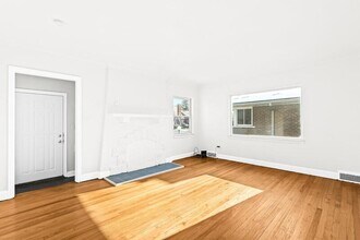 18285 Snowden St in Detroit, MI - Building Photo - Building Photo