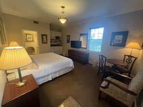 213 Bendel Rd in Lafayette, LA - Building Photo - Building Photo