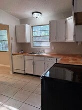 6972 Bernay Ave in Jacksonville, FL - Building Photo - Building Photo