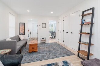 10904 NY-73 Scenic in Keene, NY - Building Photo - Building Photo