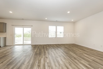 3833 Kindler Ct in Columbia, TN - Building Photo - Building Photo